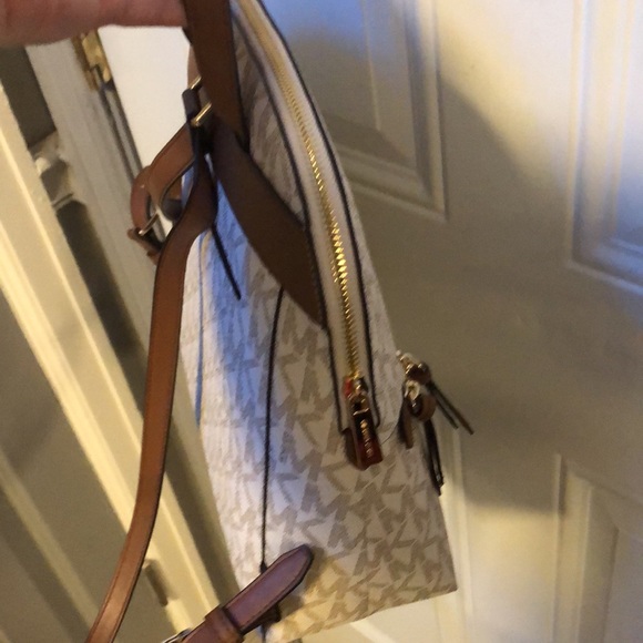 Michael Kors backpack 🎒 NWT - Picture 6 of 9